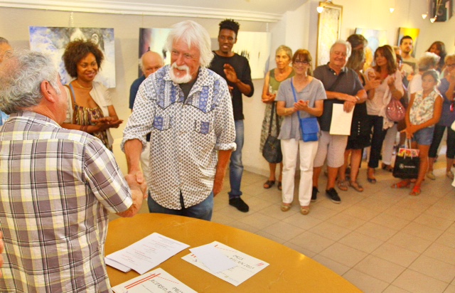 Remise du 1er prix à Jean Marie Lecoix